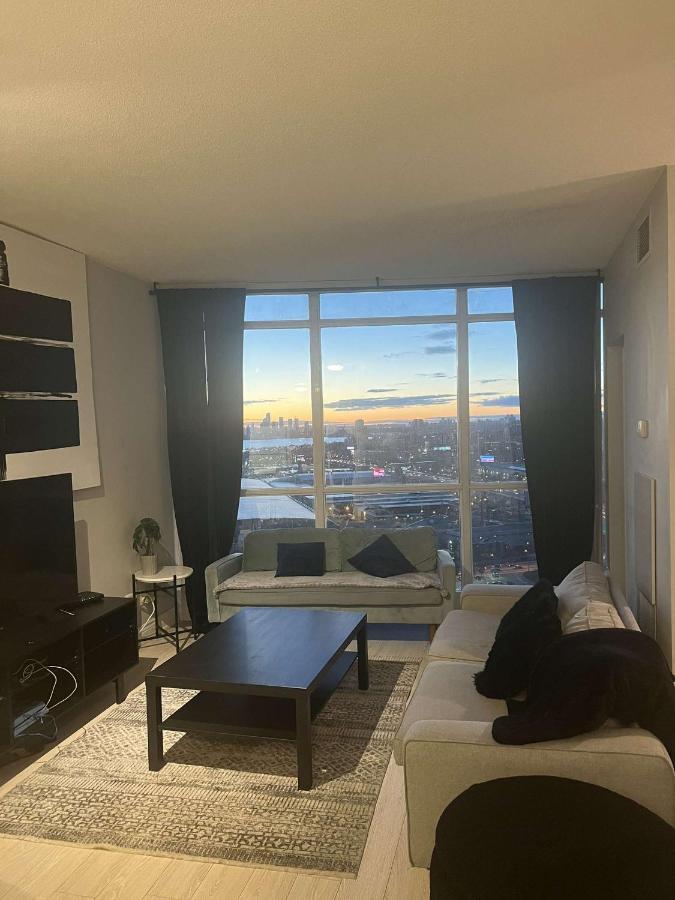 Cozy Fort York Condo Торонто Экстерьер фото