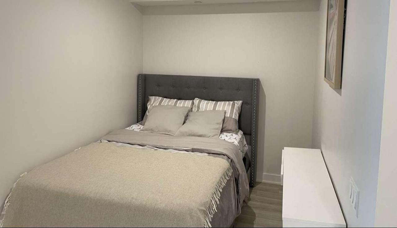 Cozy Fort York Condo Торонто Экстерьер фото