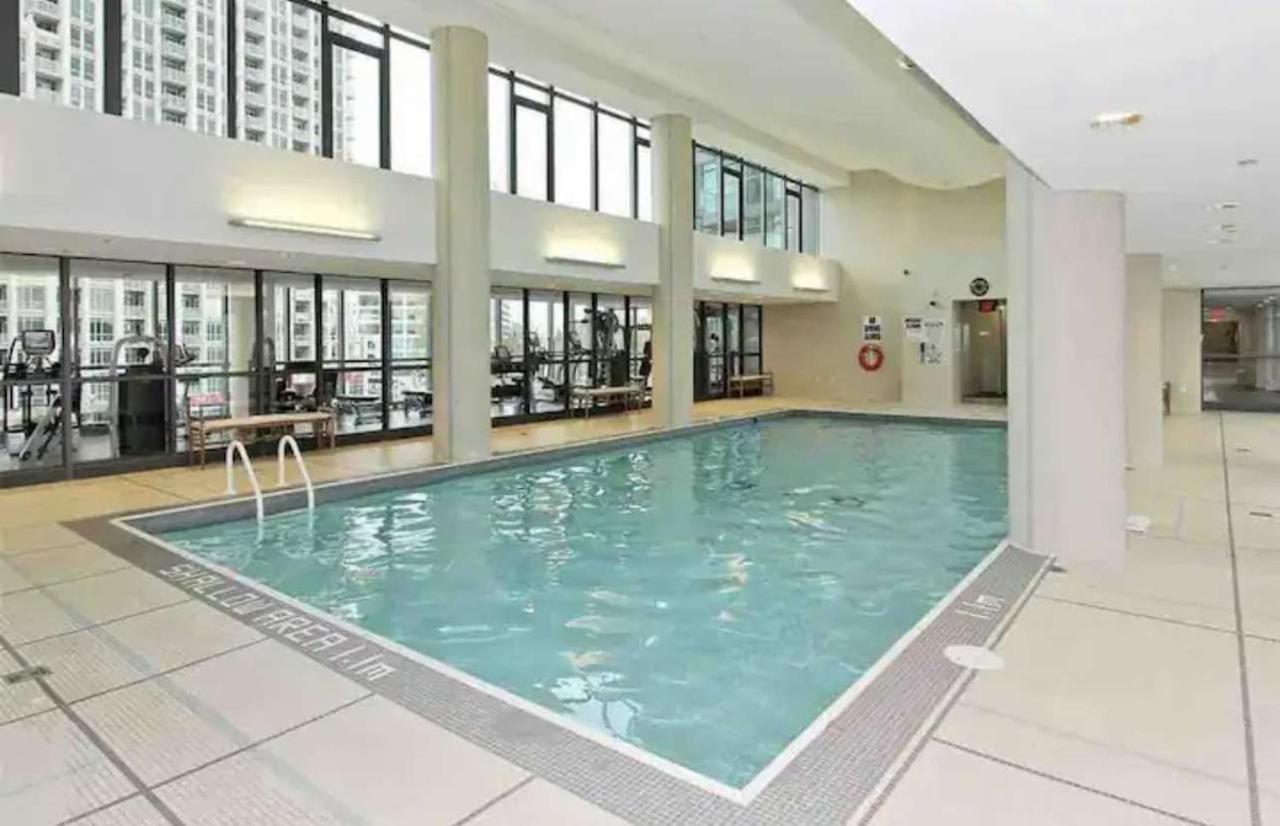 Cozy Fort York Condo Торонто Экстерьер фото